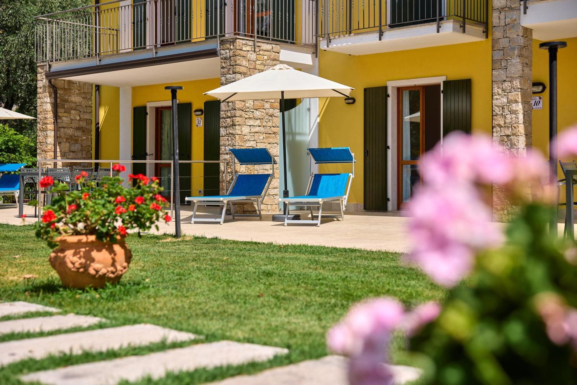 Casa Marisa Apartment มัลเชซิเน ภายนอก รูปภาพ