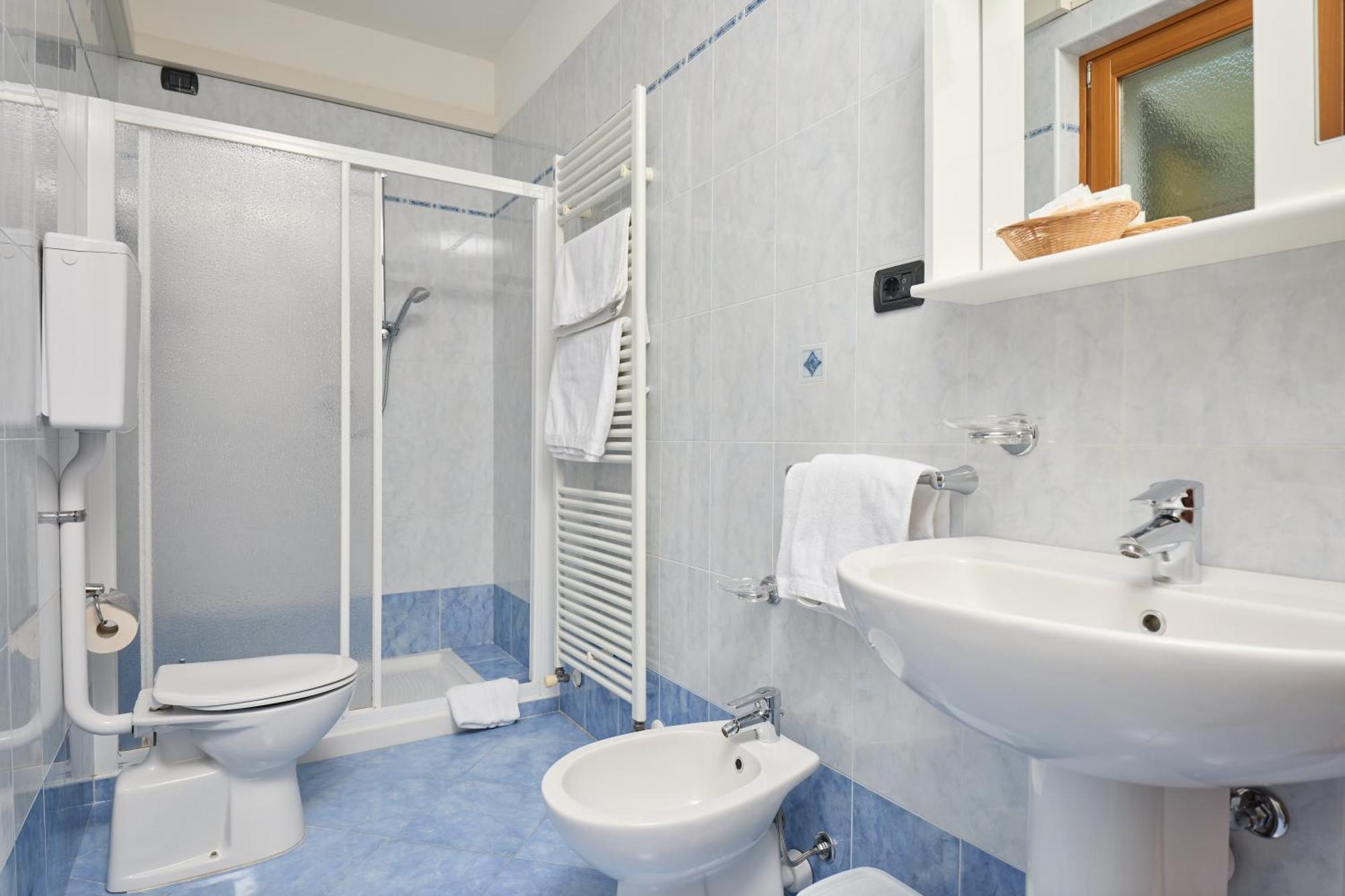 Casa Marisa Apartment มัลเชซิเน ภายนอก รูปภาพ