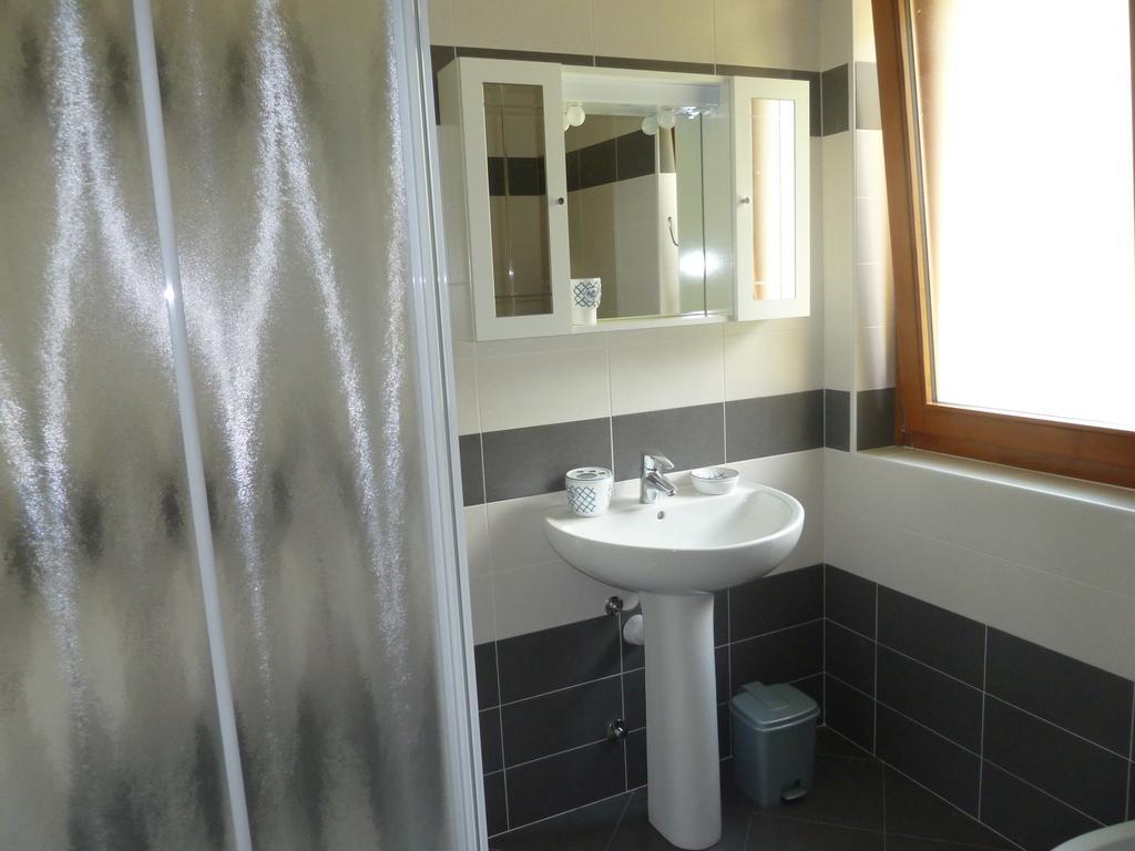 Casa Marisa Apartment มัลเชซิเน ห้อง รูปภาพ